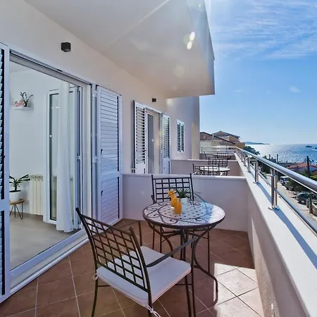 Apartments And Rooms Marija Hvar Town Exterior photo